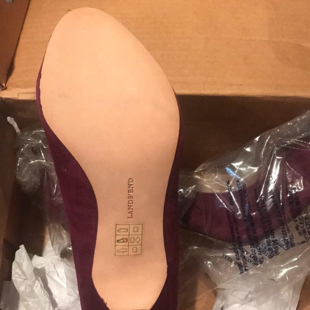 Brand new lands end heels - Picture 4 of 4